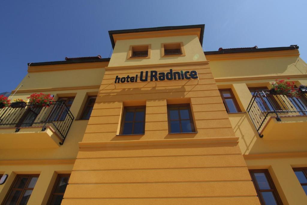 Hotel U Radnice Louny Exterior photo